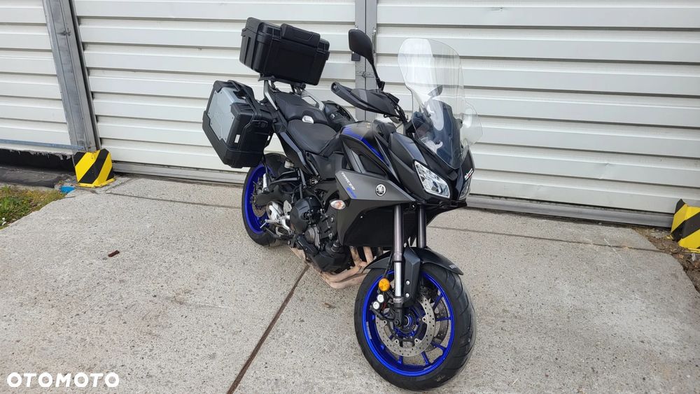 Yamaha MT - 6