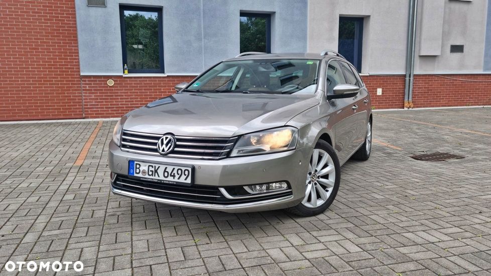 Volkswagen Passat - 2