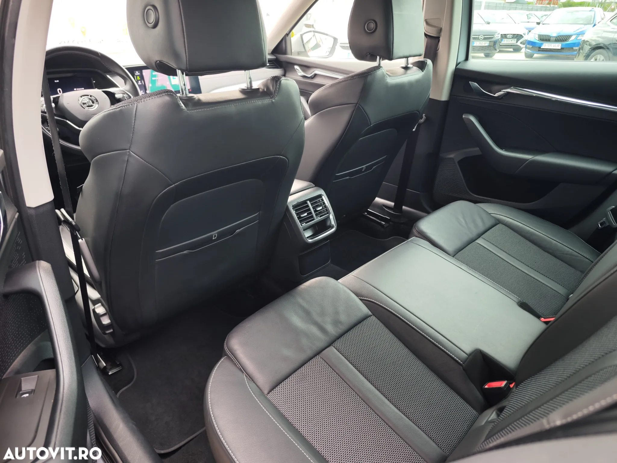 Skoda Octavia Combi 1.4 TSI (Green tec) DSG Style - 11