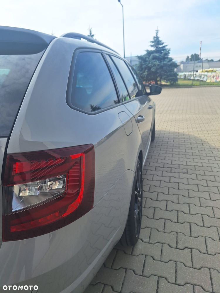 Skoda Octavia 2.0 TSI RS - 4