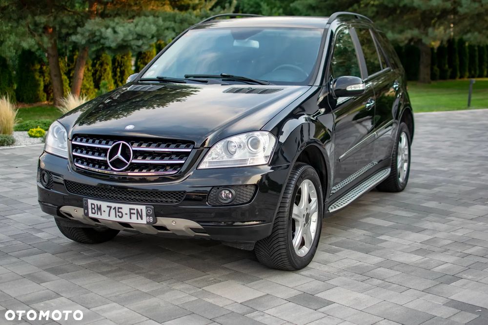 Mercedes-Benz ML 320 CDI 4Matic 7G-TRONIC DPF Edition 10 - 15