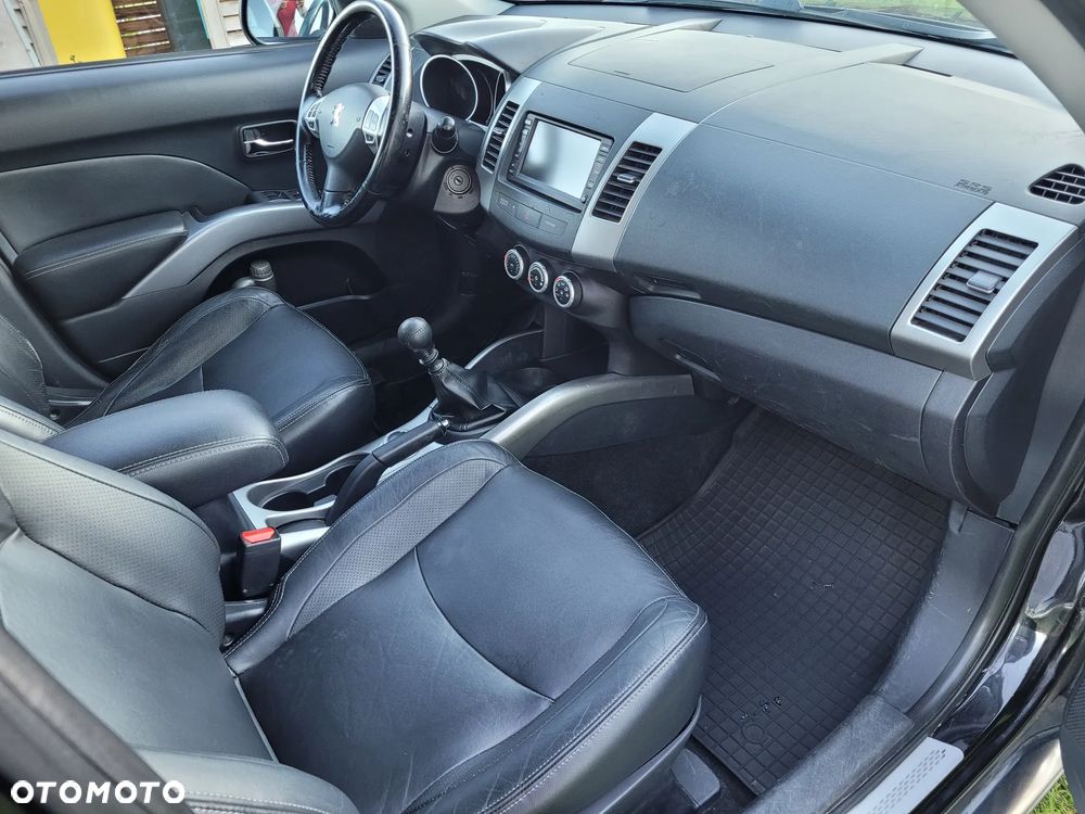 Peugeot 4007 2.2HDi Platinum - 9