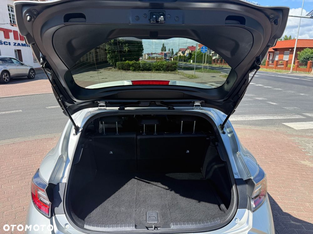 Toyota Corolla 2.0 Lounge - 21