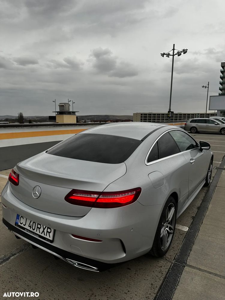 Mercedes-Benz E 220 d 4Matic Coupe 9G-TRONIC AMG Line - 11