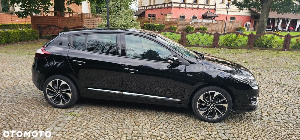 Renault Megane 1.2 16V TCe Bose EDC - 8