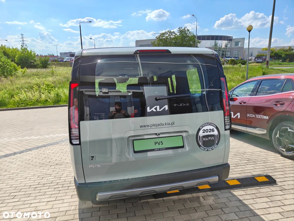 Kia PV5 71.2kWh - 8