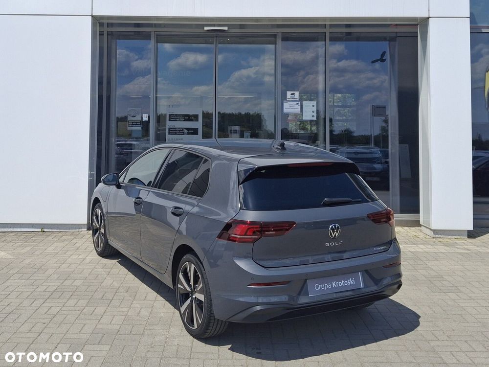 Volkswagen Golf - 9