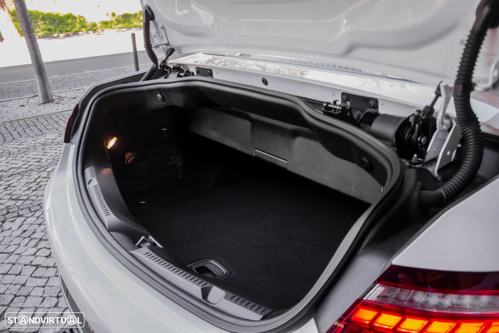 Mercedes-Benz E 200 Aut. - 35