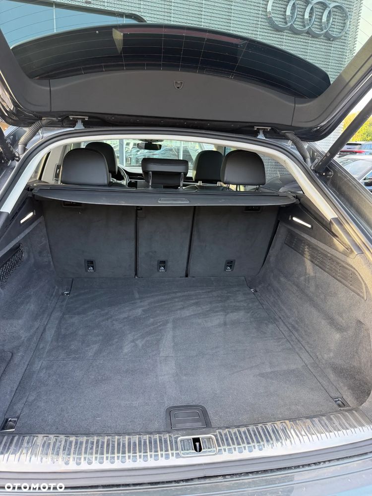 Audi Q8 55 TFSI mHEV Quattro Tiptronic - 23