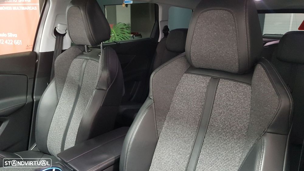 Peugeot 5008 1.6 BlueHDi Allure J18 - 10