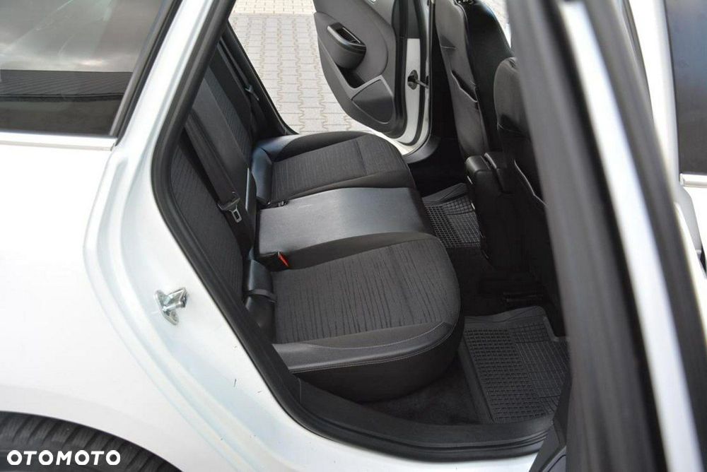 Opel Astra 1.4 Turbo Cosmo - 15