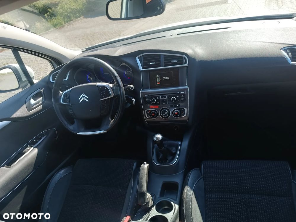 Citroën C4 HDi 90 Business Class - 17