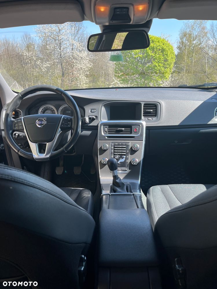 Volvo V60 D3 Ocean Race - 13