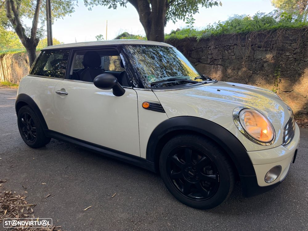 MINI 3 Portas One - 7