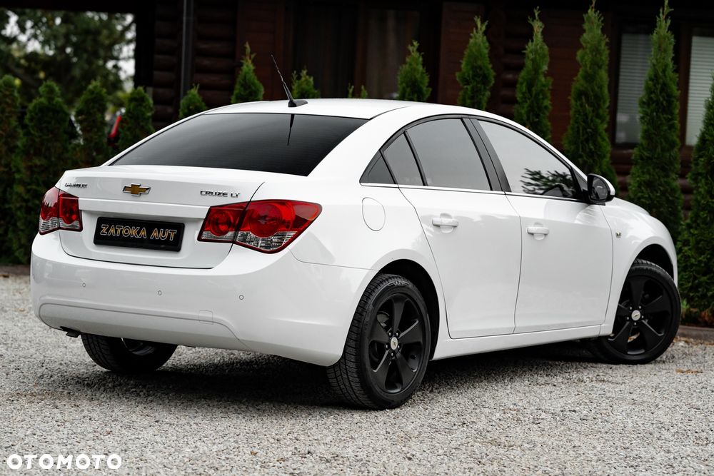 Chevrolet Cruze 1.8 LS - 10