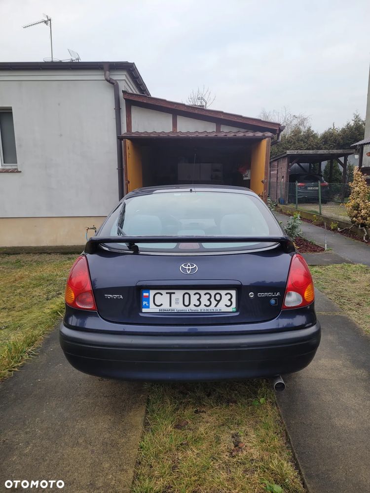 Toyota Corolla 1.4 VVT-i - 9