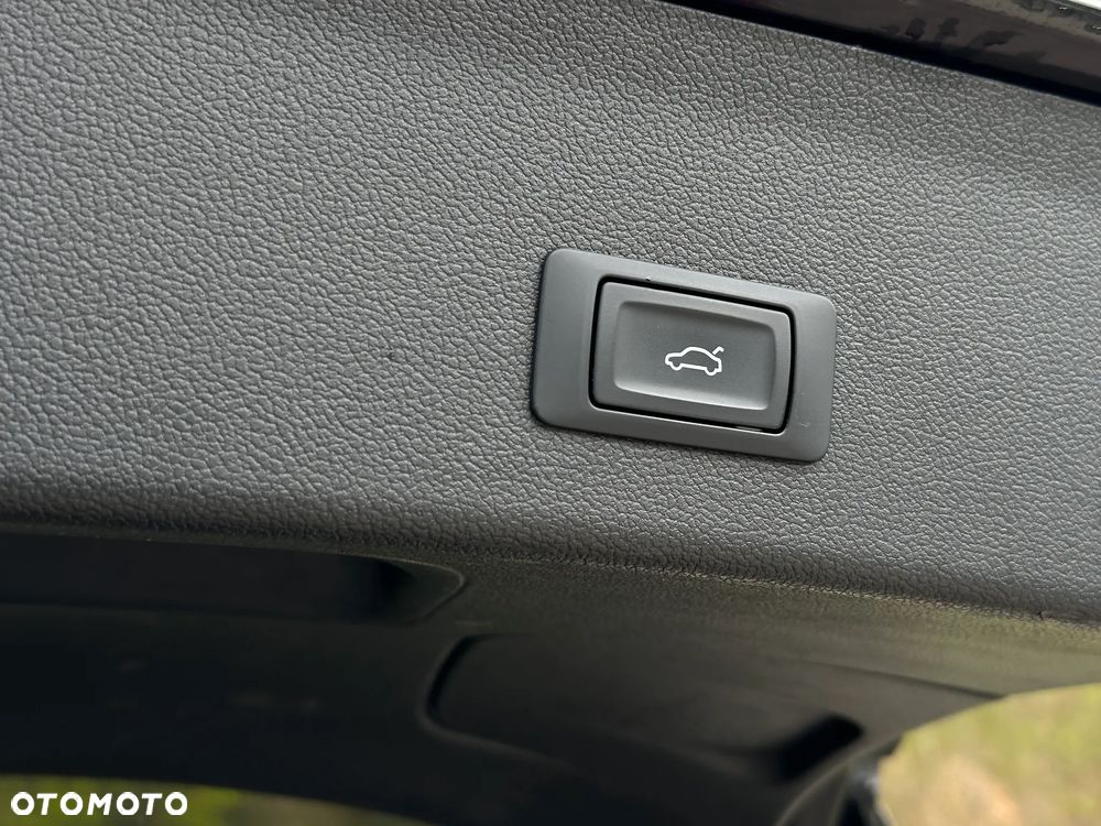 Audi A4 Avant 2.0 TDI DPF multitronic S line Sportpaket - 20