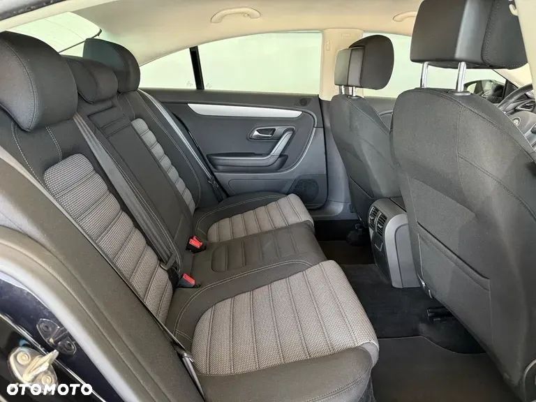 Volkswagen CC 2.0 TDI BlueMotion Technology - 19