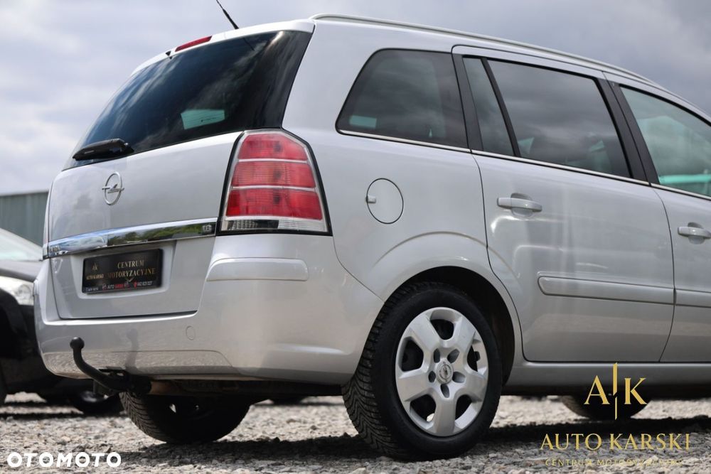 Opel Zafira - 11