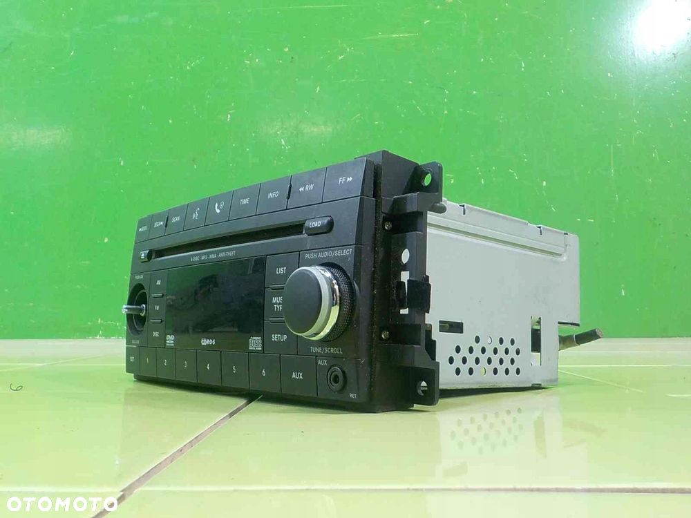 DODGE JOURNEY 2.0 CRD 09r radio CD 05064924AG - 3