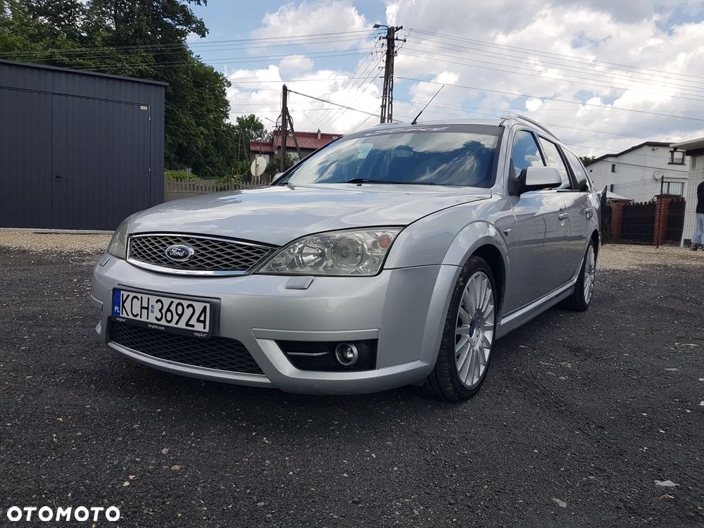Ford Mondeo 3.0 V6 ST 220 - 1