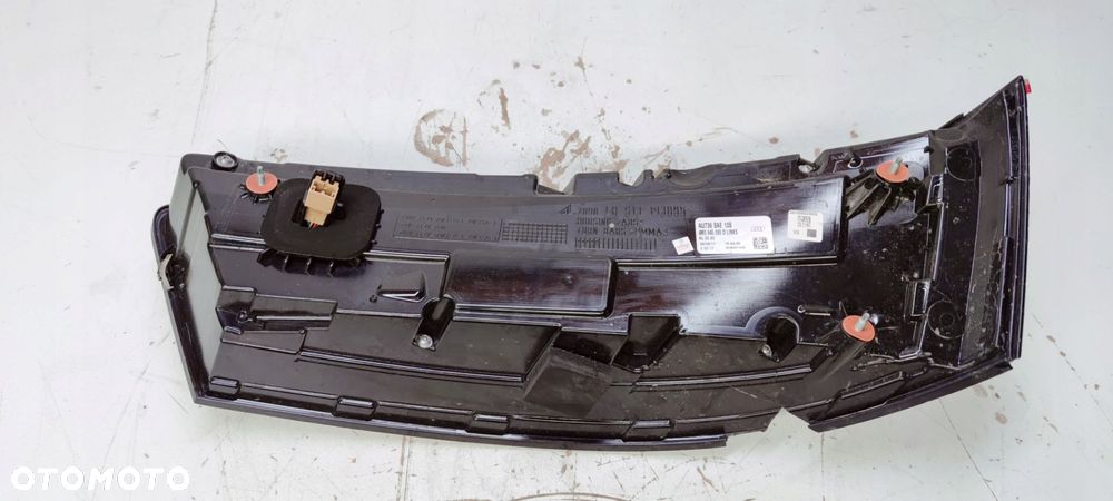 LAMPA LEWY TYŁ AUDI Q7 4M 4M0945093D USZKODZONA - 4