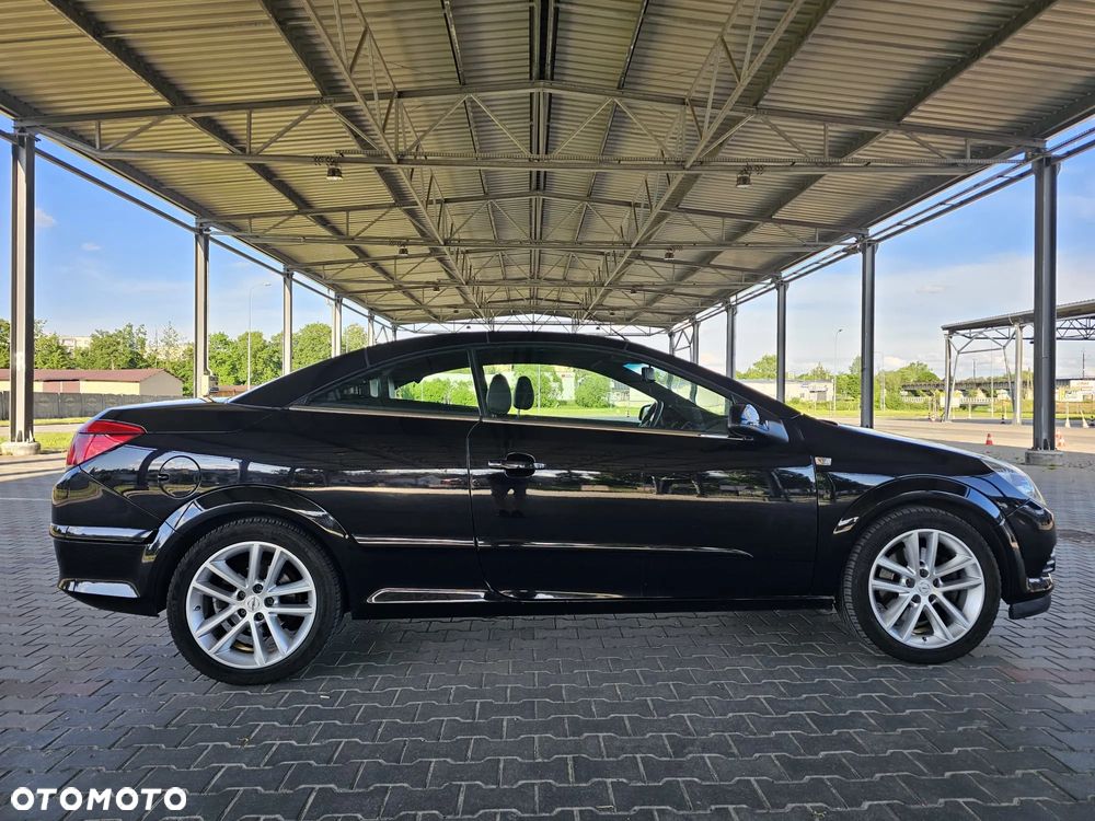 Opel Astra 1.9 CDTI Cosmo - 2
