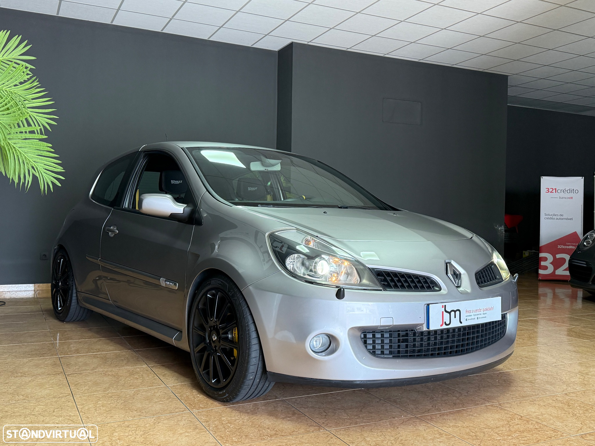 Renault Clio 2.0 16V Sport - 3