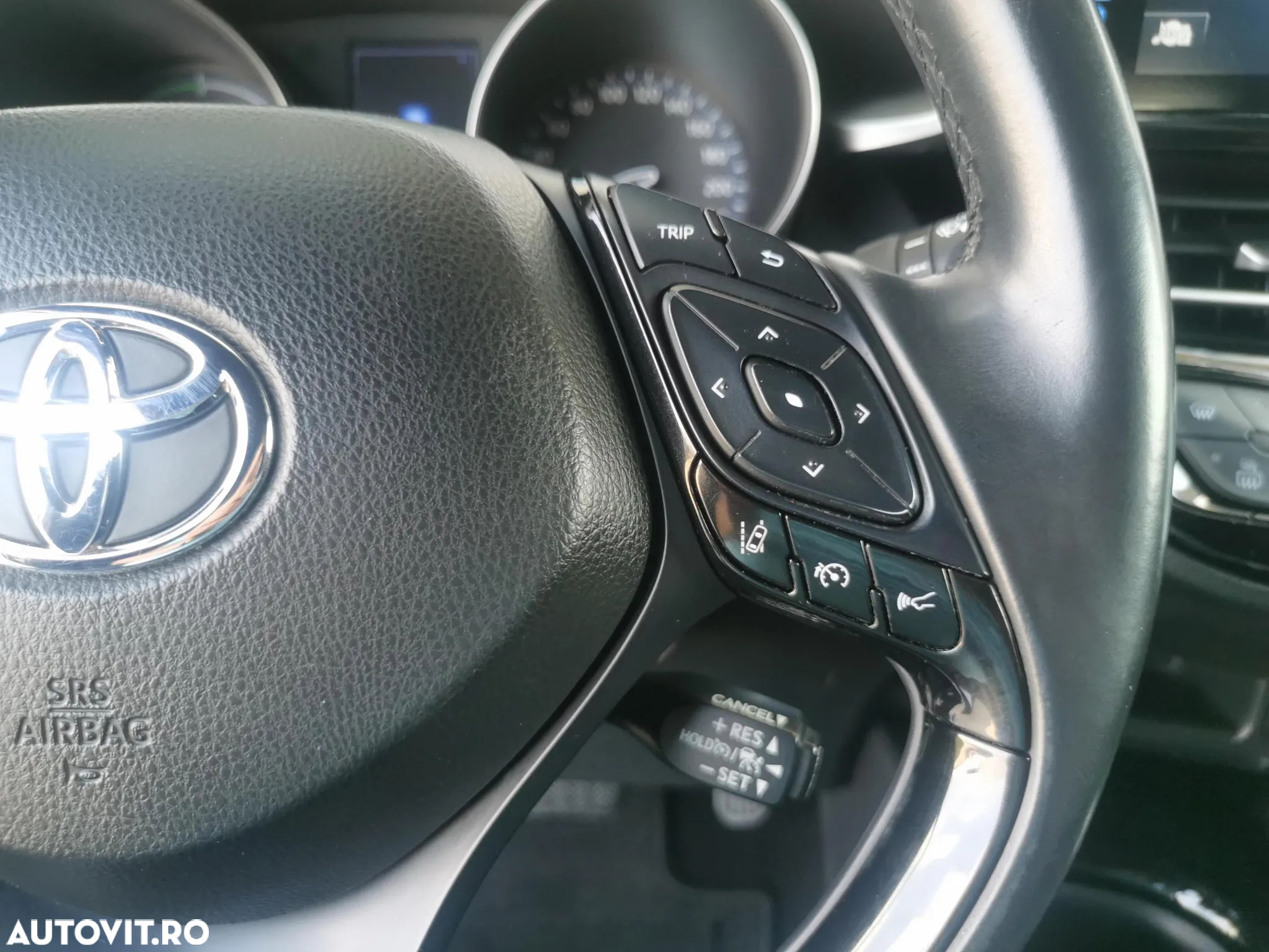 Toyota C-HR 1.8 HSD 122 CP 4x2 CVT Style - 22
