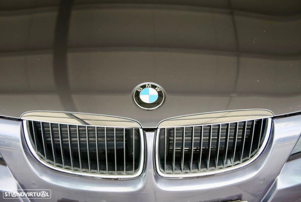BMW 320 d Touring Dynamic - 6