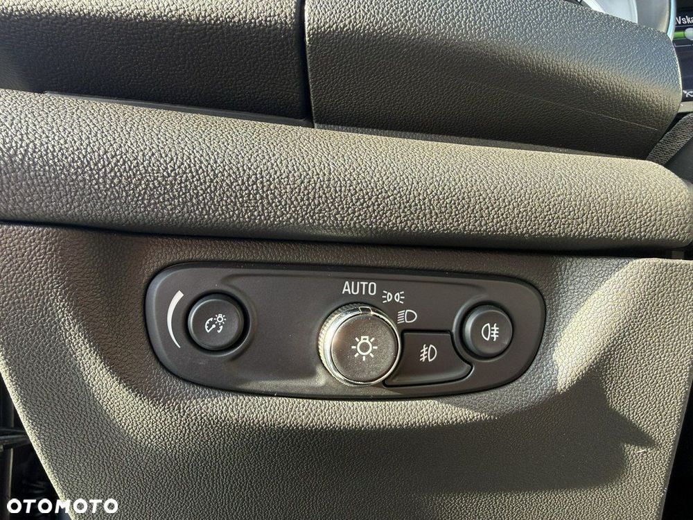 Opel Insignia 2.0 CDTI Elite S&S - 29