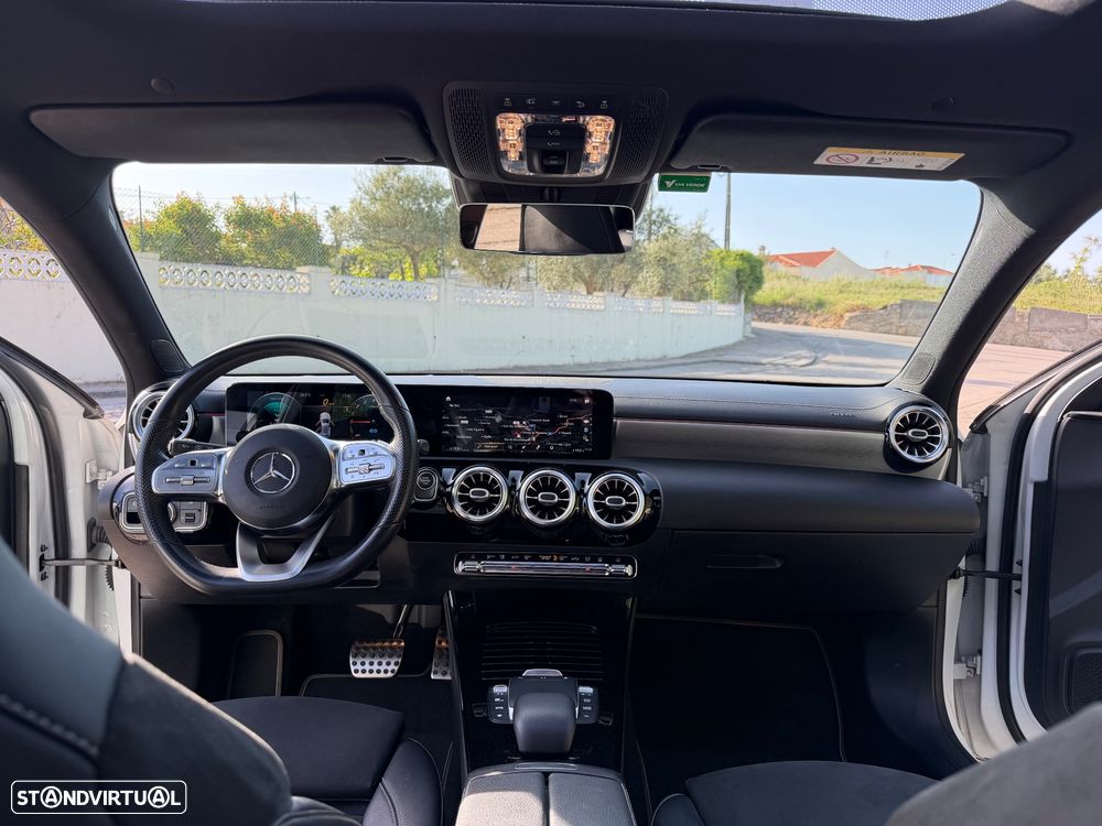 Mercedes-Benz A 250 e AMG Line - 9