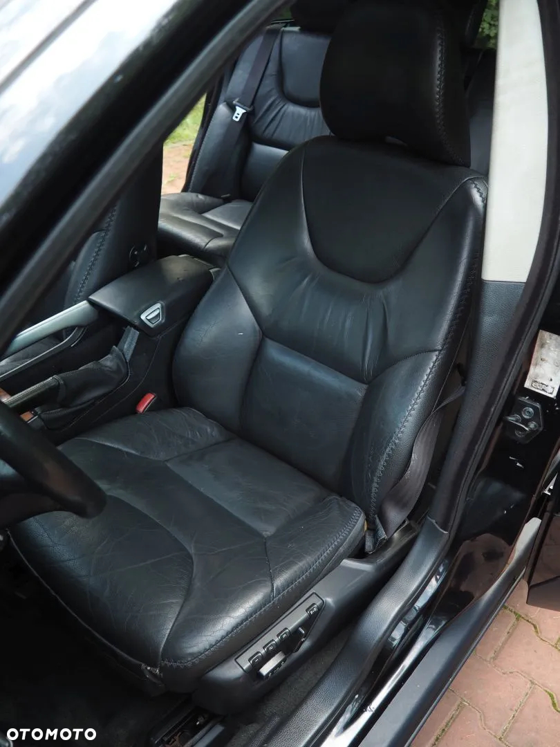 Volvo XC 70 2.4D AWD Summum - 18