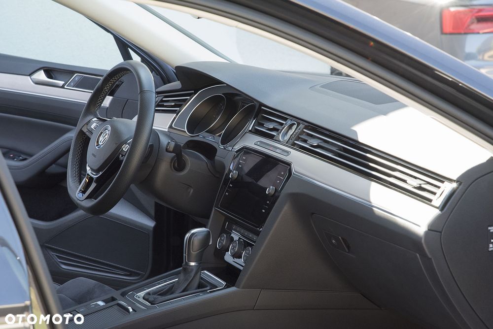 Volkswagen Passat 2.0 TDI BMT Highline DSG7 - 16