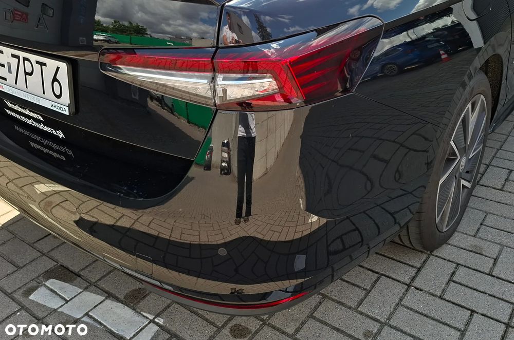 Skoda Superb 2.0 TSI Sportline DSG - 8