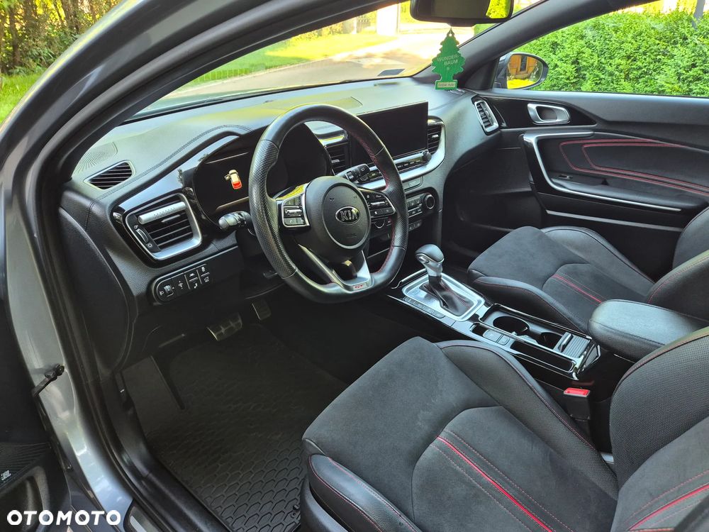 Kia ProCeed - 5