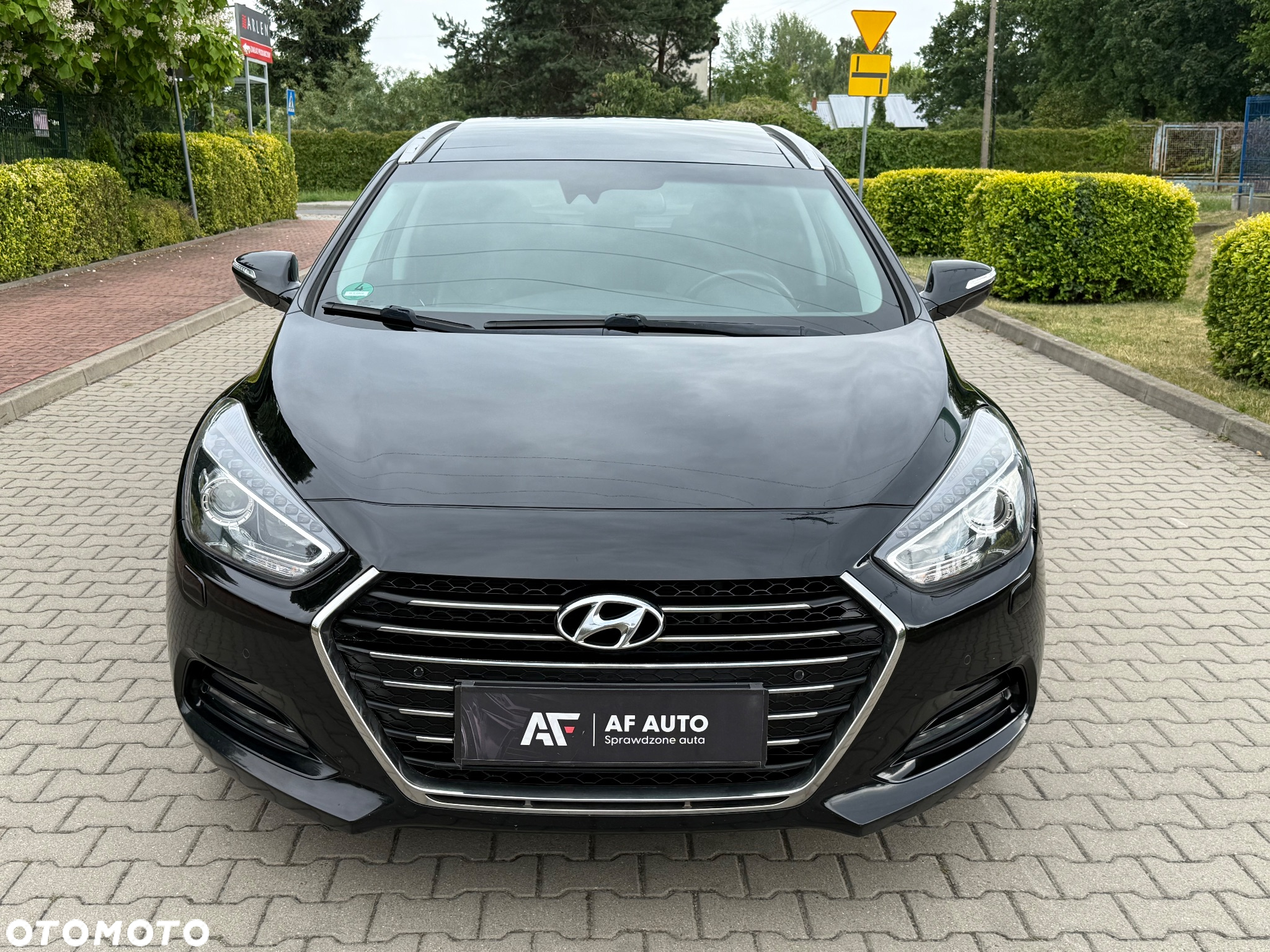 Hyundai i40 Kombi 1.7 CRDi Premium - 16