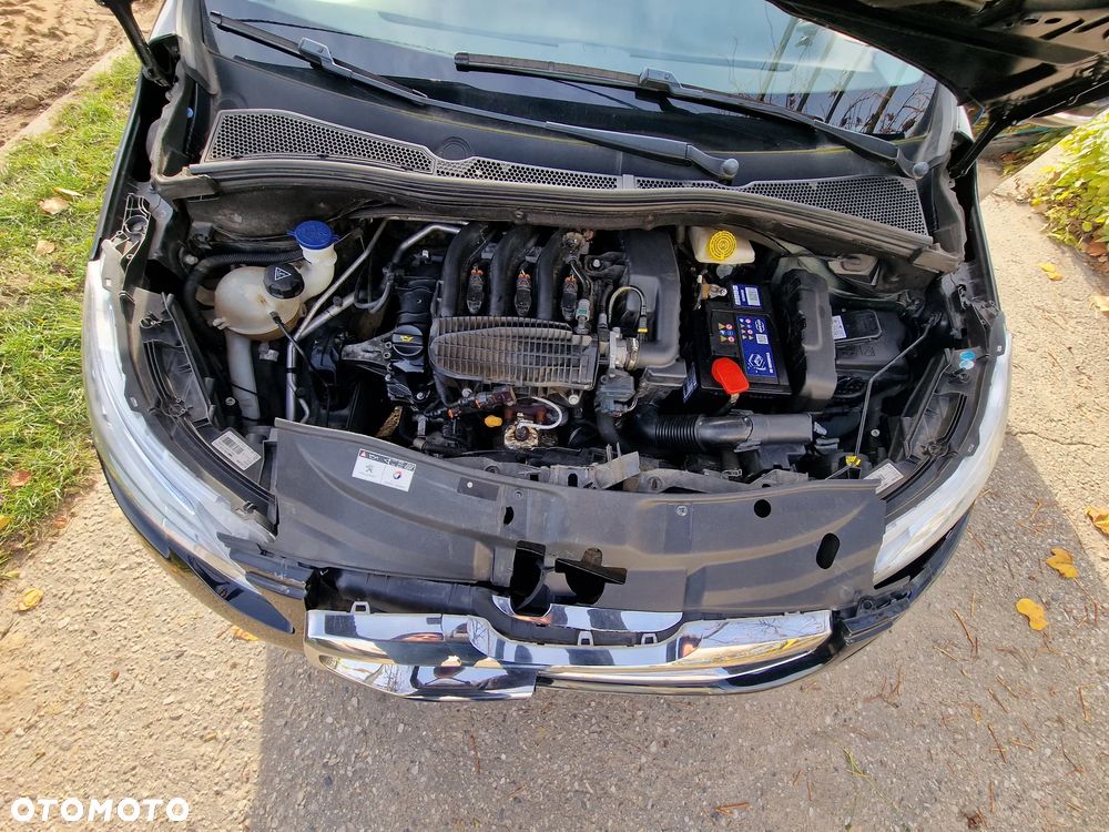 Peugeot 2008 1.2 Pure Tech Active EU6 - 22