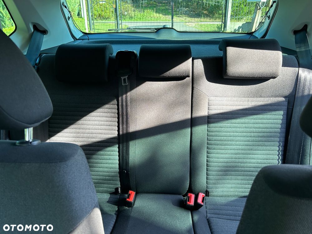 Volkswagen Polo 1.6 TDI Comfortline - 11