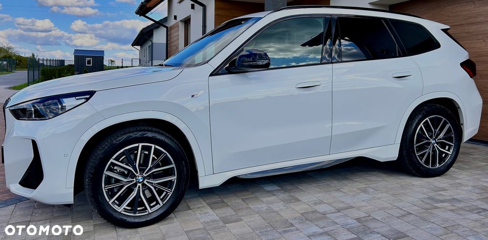 BMW X1 xDrive23i mHEV M Sport - 2