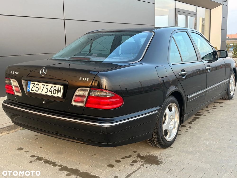 Mercedes-Benz Klasa E - 10