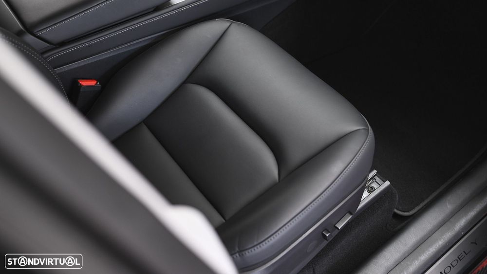 Tesla Model Y Tração Traseira - 30