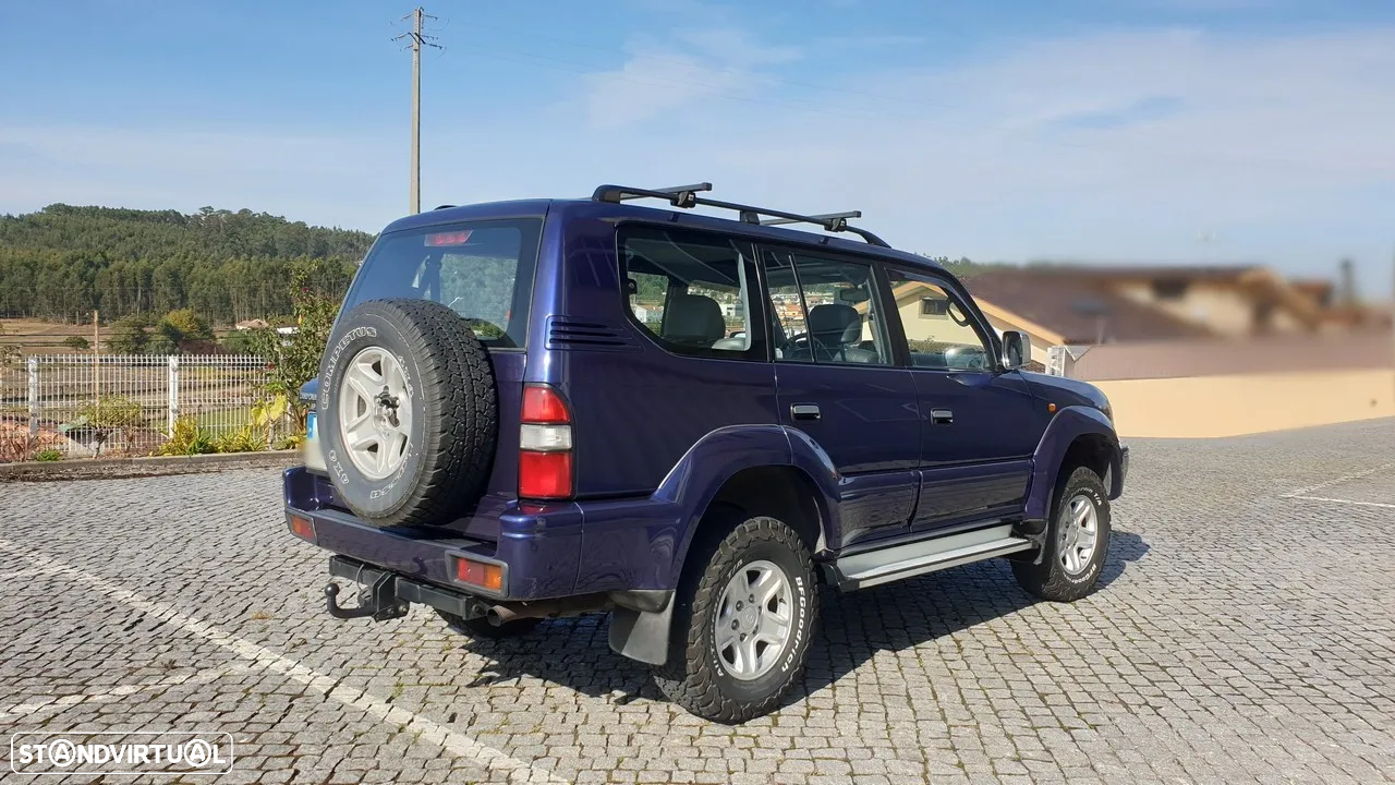 Toyota Land Cruiser 3.0 TD Pack 2 - 5