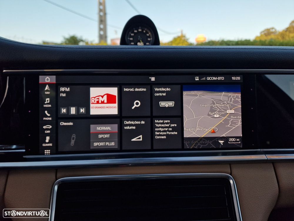 Porsche Panamera 4 E-Hybrid Edition 10 Anos - 30