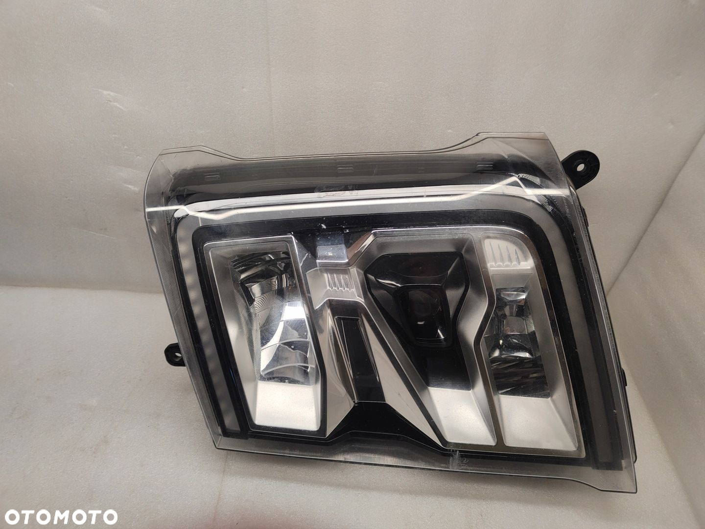 FORD F-MAX FULL LED LAMPA LEWY PRZÓD JC4613E015AE - 13
