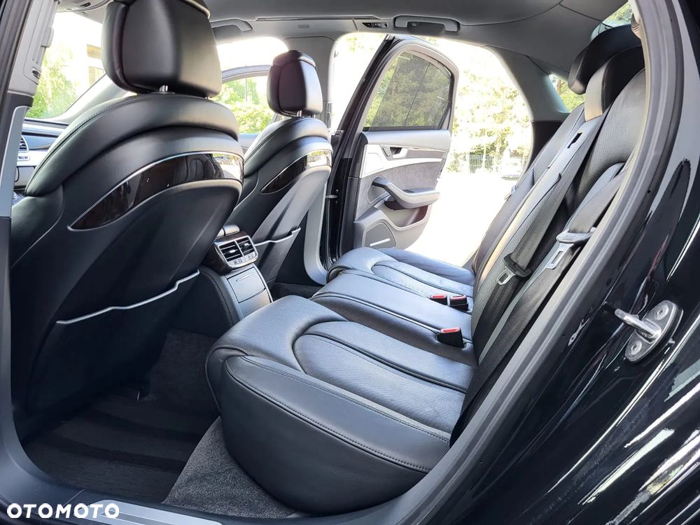 Audi A8 4.2 TDI clean diesel Quattro - 13