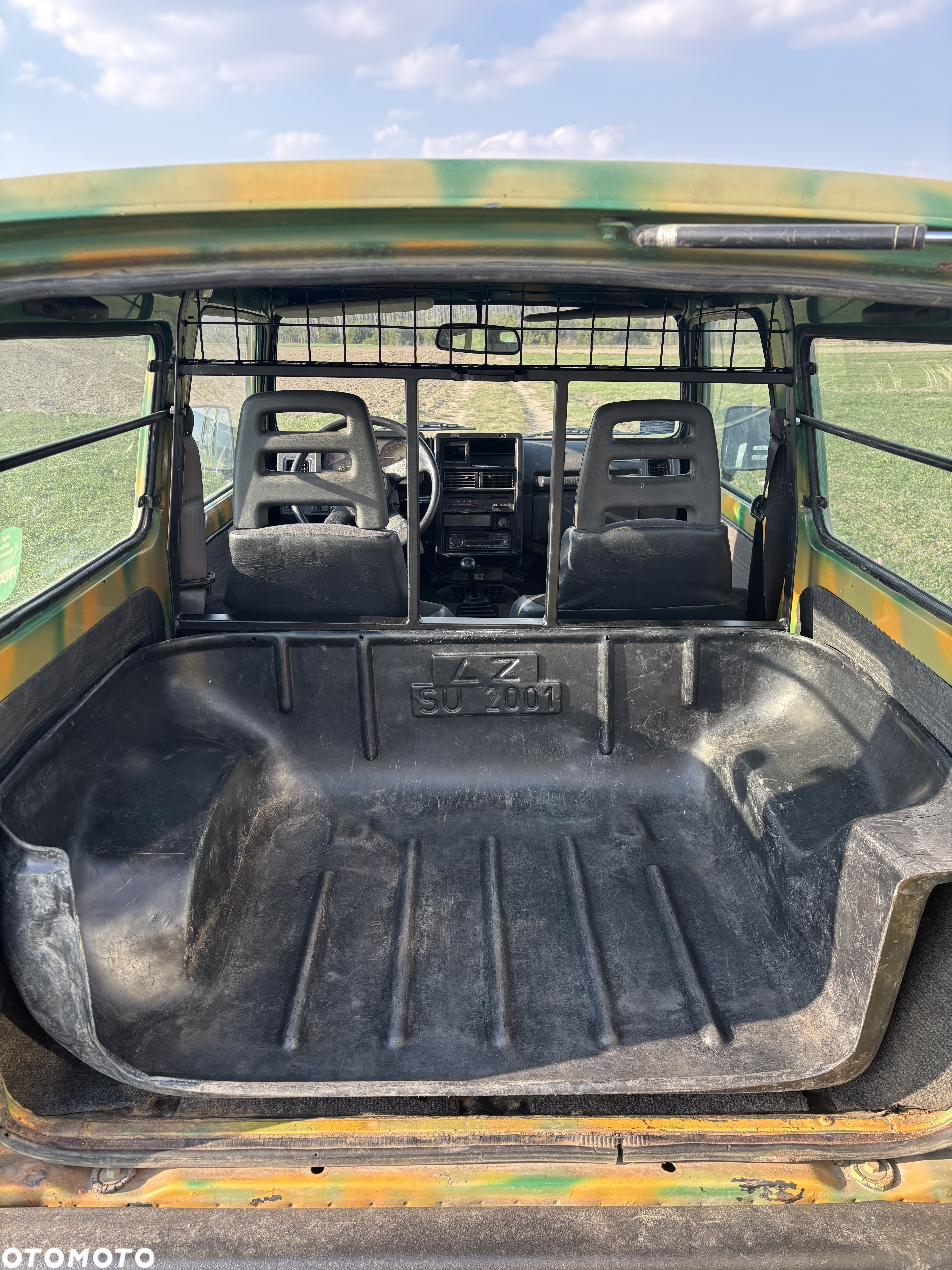 Suzuki Samurai 1.3 VX Metal Top