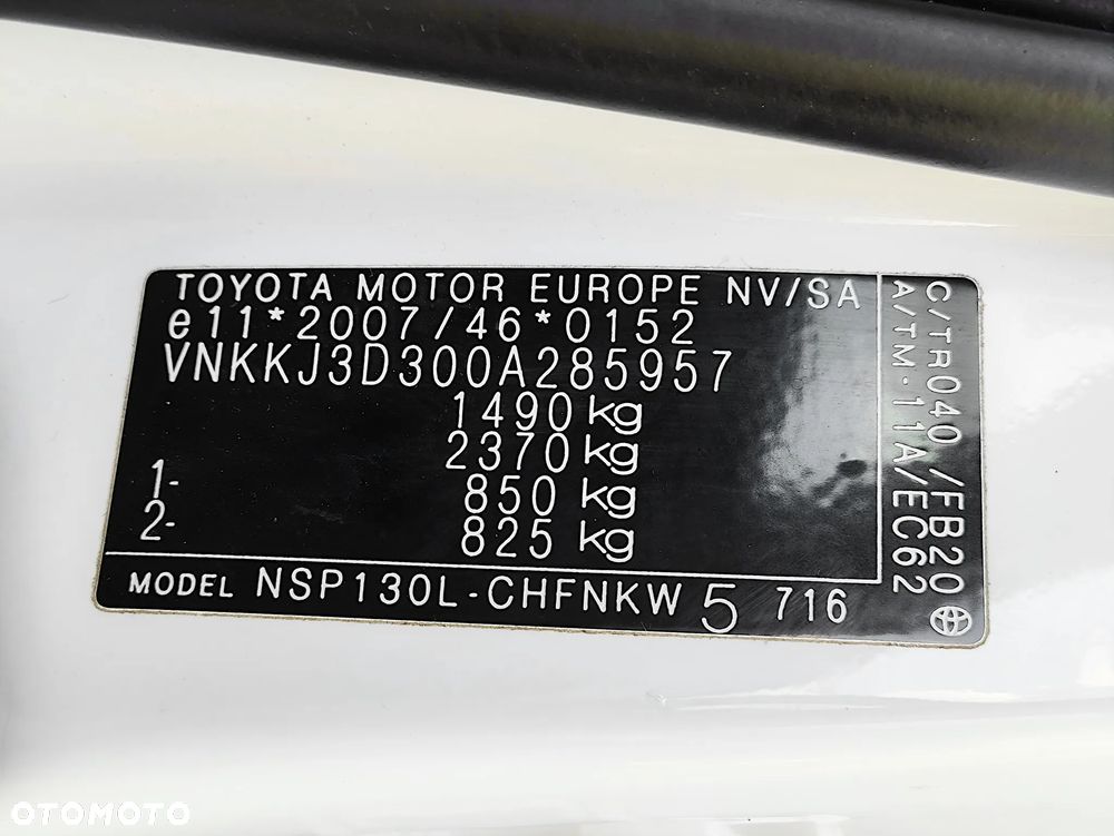 Toyota Yaris 1.33 Premium - 30