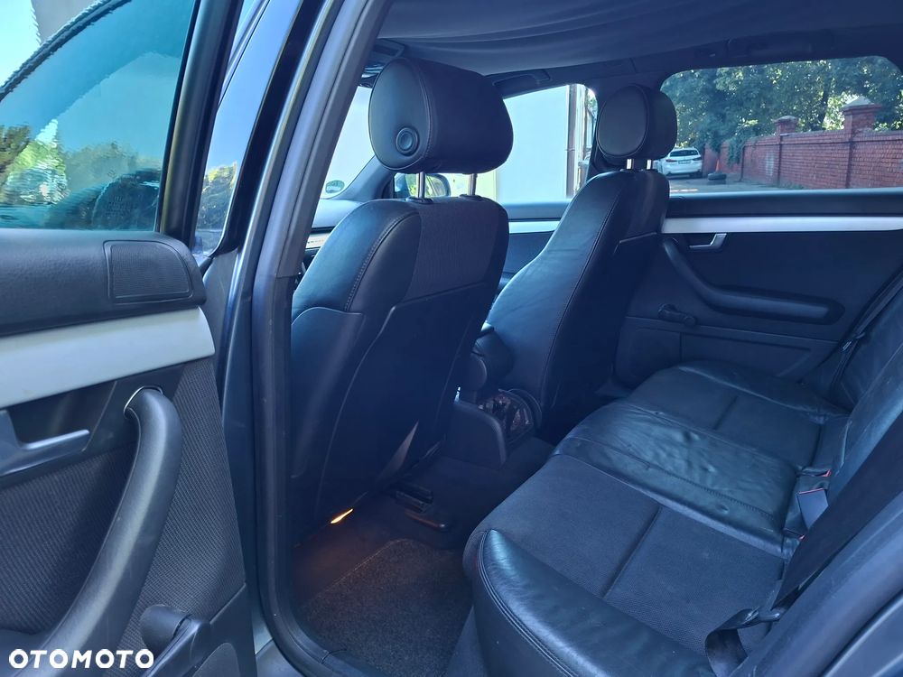 Audi A4 Avant 1.8 T quattro - 14