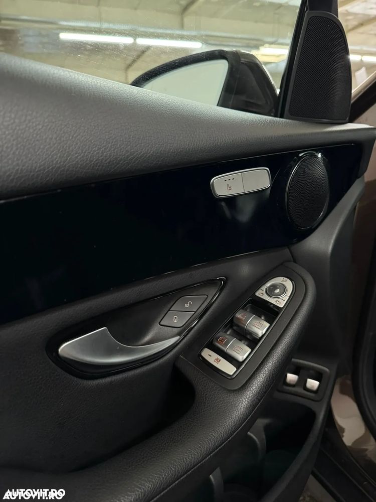 Mercedes-Benz GLC - 22